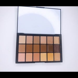 Ben Nye Foundation Palette -colors tested